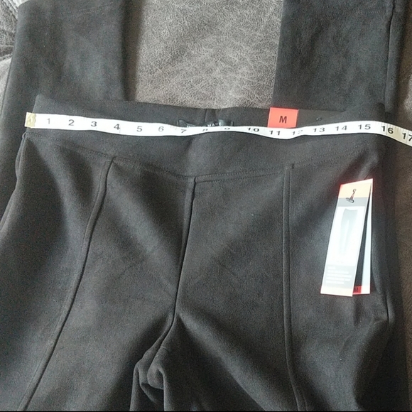 Andrew Marc Super Soft Stretch Pants - Picture 4 of 8